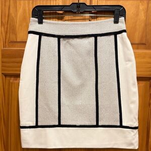 Black and Cream/Ivory Ann Taylor Women's Skirt
